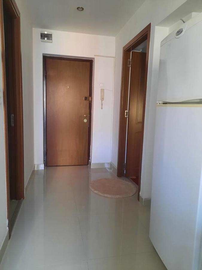 Eva Studio Apartment Bukares Bagian luar foto